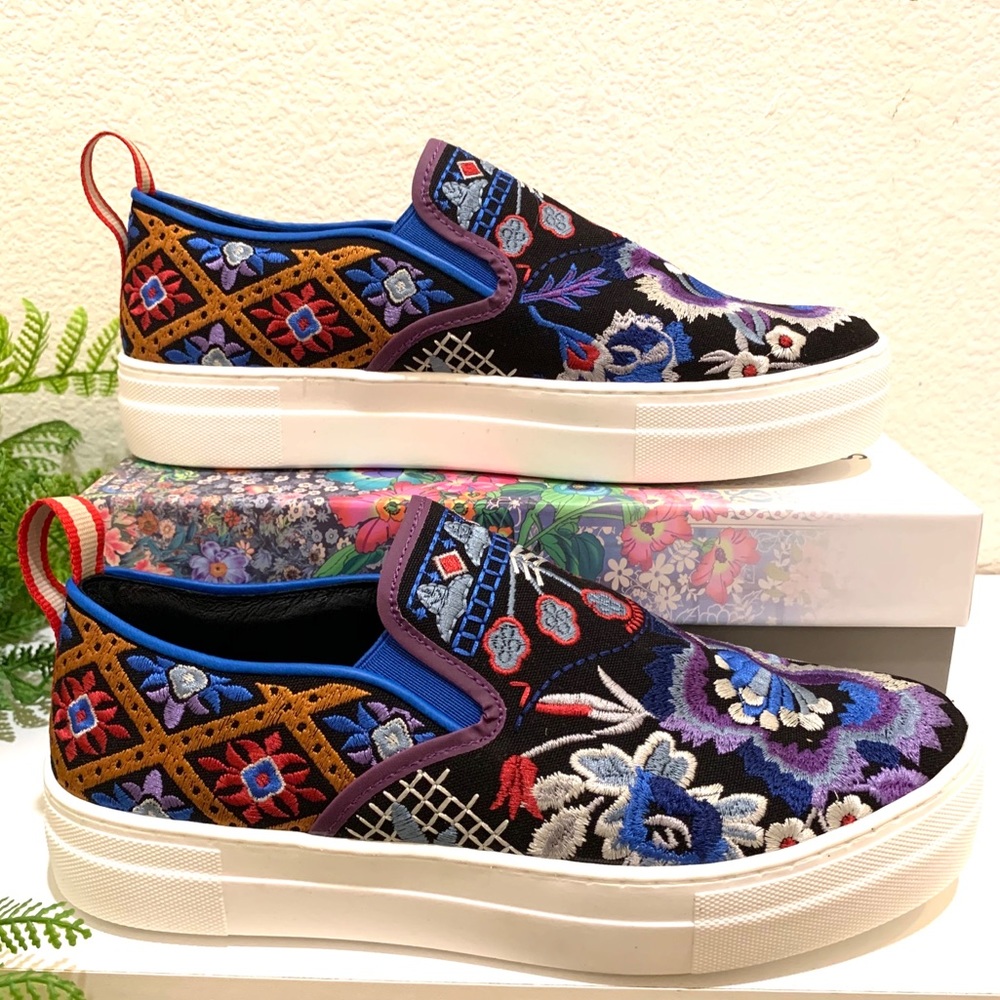 Johnny Was Fully Embroideried Romany Slip-on Shoes